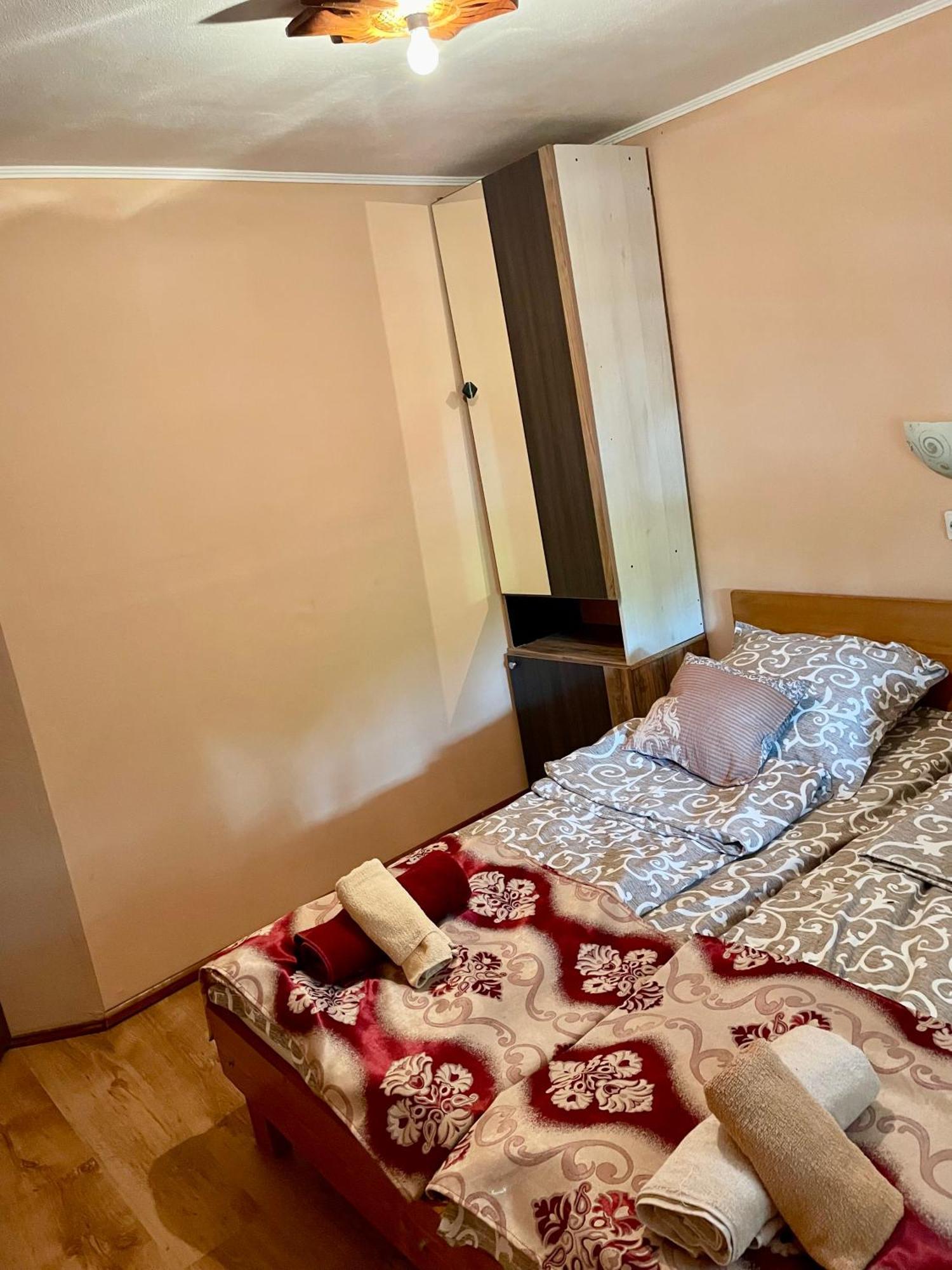TărcaiaBalla House住宿加早餐旅馆 外观 照片